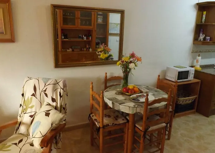 Nations Park Med Syndicate 6 *